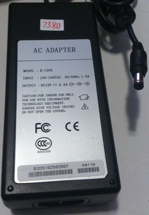 Alimentator  12V 4.2,  mufa 5.5x2.5