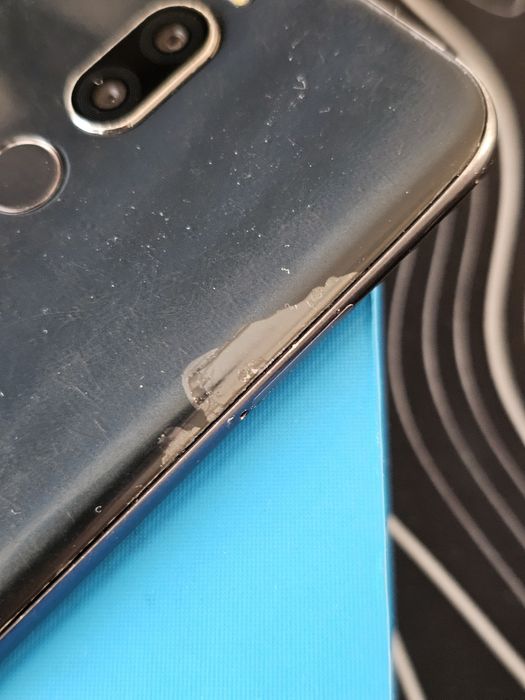 Продам Телефон Meizu X8