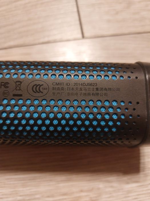 Vand Boxa Portabila Bluetooth DENON  Dsb 100- DEFECTA