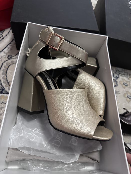 Туфли разных видов 37 размер