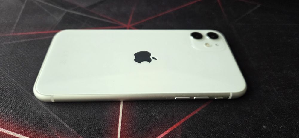 Iphone 11 - 64 gb