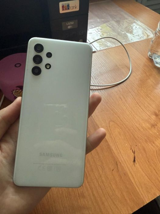 Продам Самсунг а 32