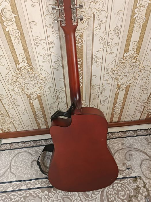 Продается гитара