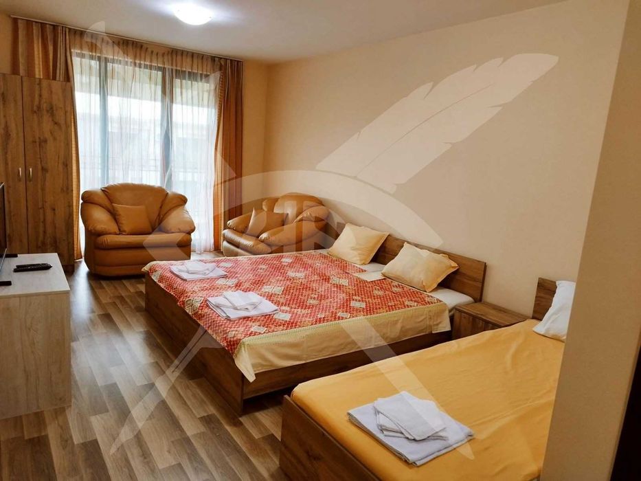 Продава се Двустаен апартамент в к.к. Слънчев бряг - 75 кв.м за 1060 €/кв.м - Снимка #1