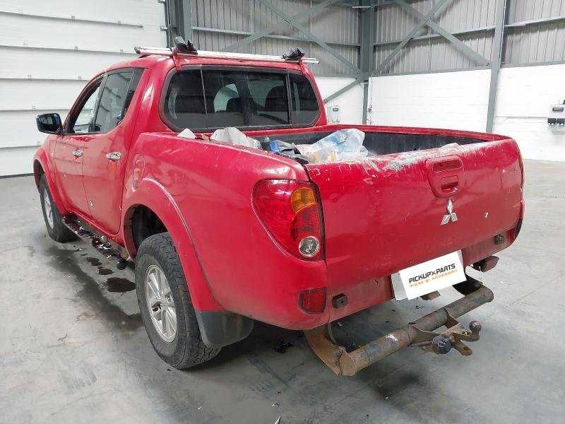 Dezmembrez Mitsubishi L200 2.5 Diesel 2014