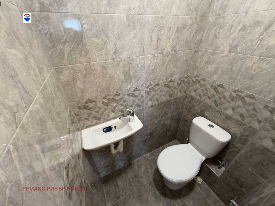 Продава се Тристаен апартамент в Русе, Чародейка - Север - 104 кв.м за 865 €/кв.м - Снимка #7