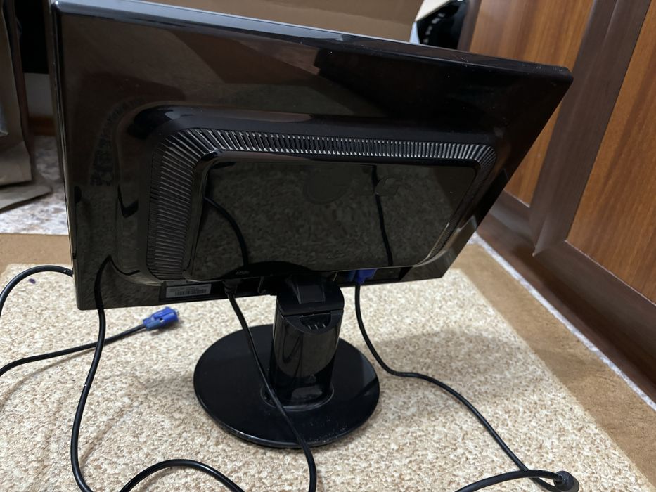 Монитор LG Flatron 17 дюйм