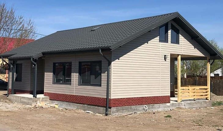 Casa modulare pe structura metalica si panou sandwich termoizolant