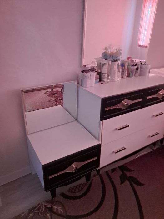 1микрорайон 7дом 59пәтер сатылады жедел түрде