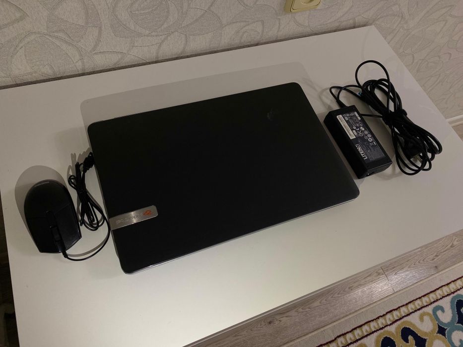 Срочно продам ноутбук