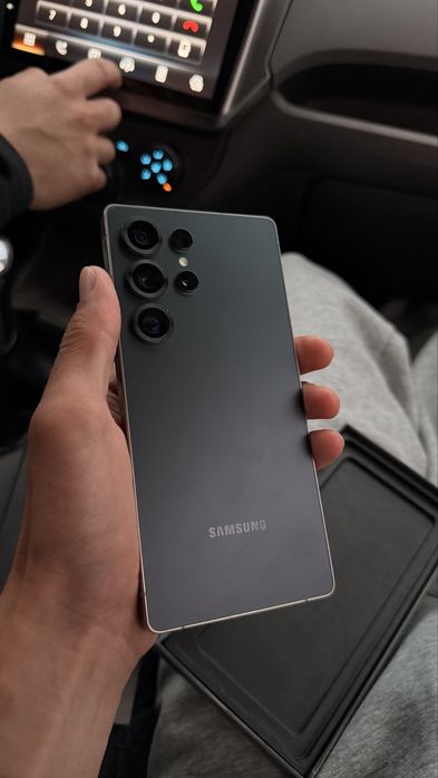Самсунг S25 ultra