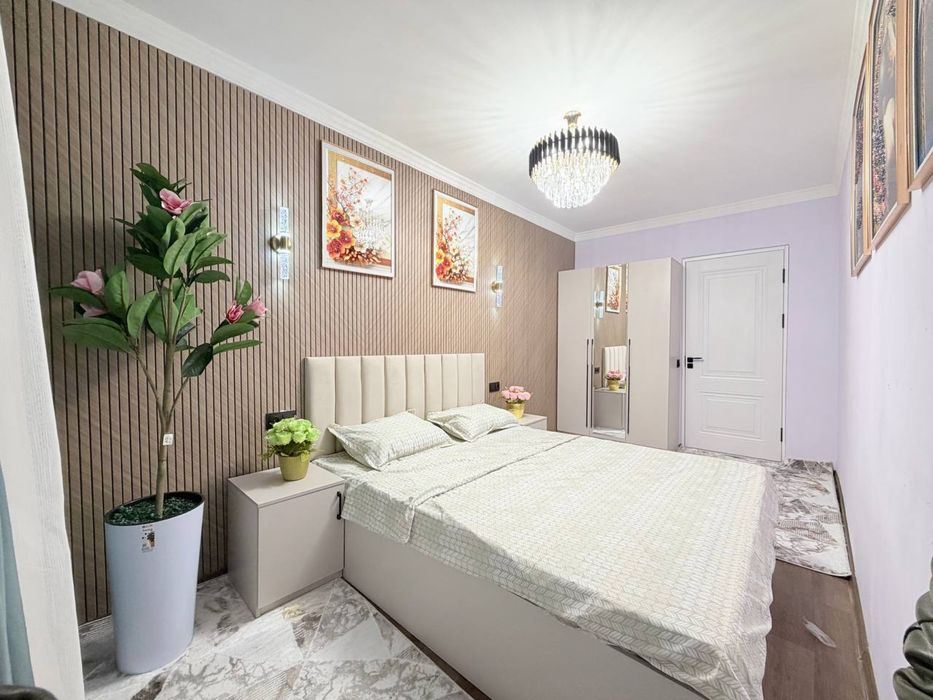 Продаётся. Чиланзар 9 кв-л Кирпич: 2/1/4.  52 м2.