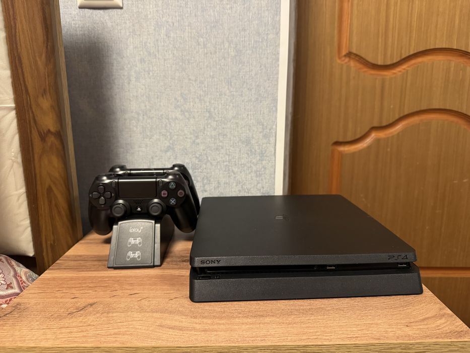 Плестейшн 4 slim