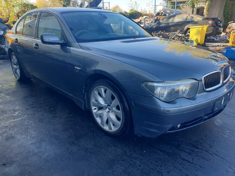 dezmembrez bmw seria 7 e65/usa fata bmw e65/bara fata bmw e65