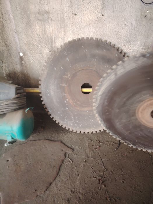 Продаются фреза алмазними насадкамидля резки камни размер 110 см цена