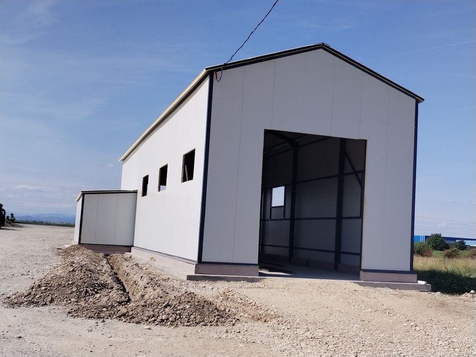 Vând structura metalica sau hala completa și saivan de oi