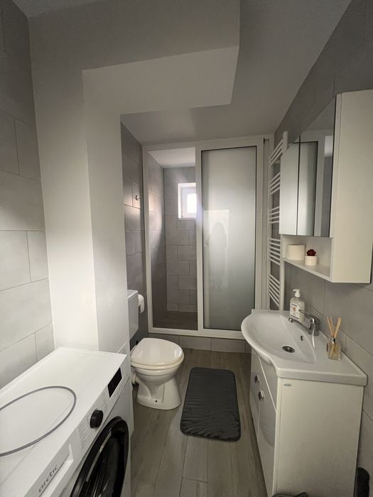 Garsonieră modernă – De închiriat / Cu posibilitate de vânzare