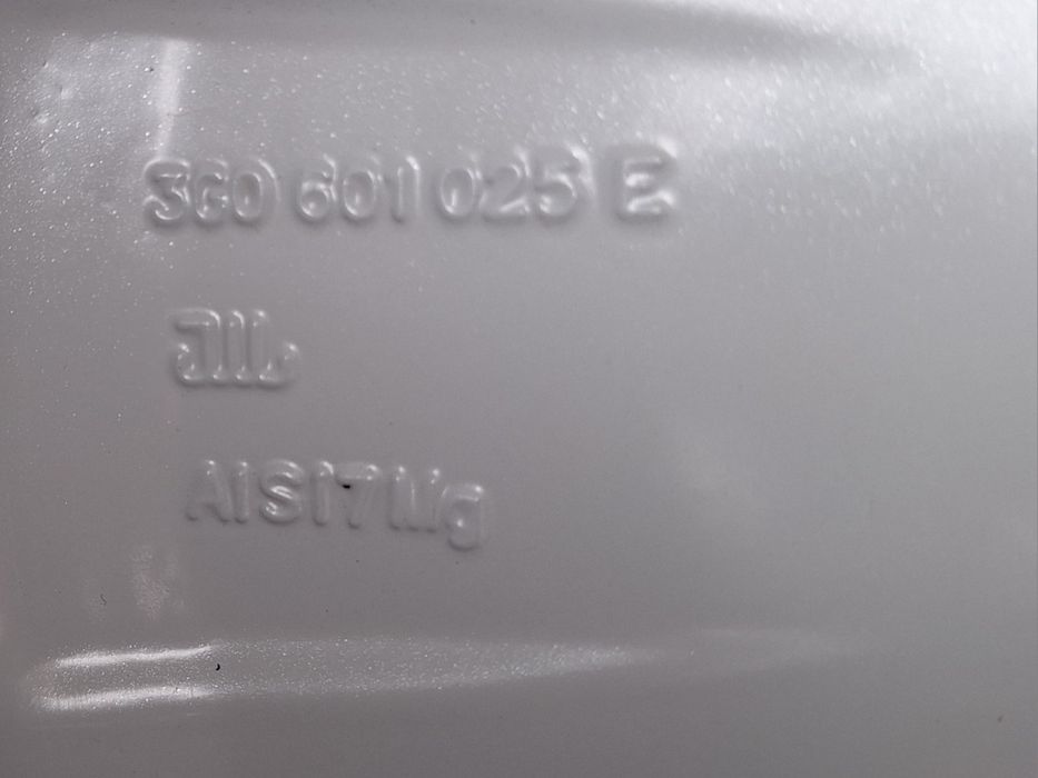 Продавам 4бр оригинални 17-ки джанти за Фолксваген Тигуан, Пасат, Голф