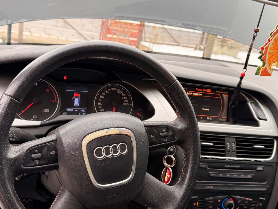 Vând  urgent Audi a4 b8