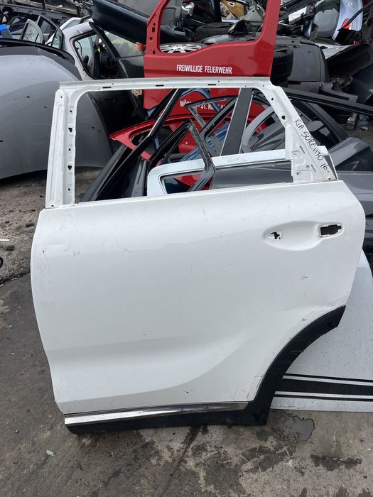 Врата Kia Sorento 2016-