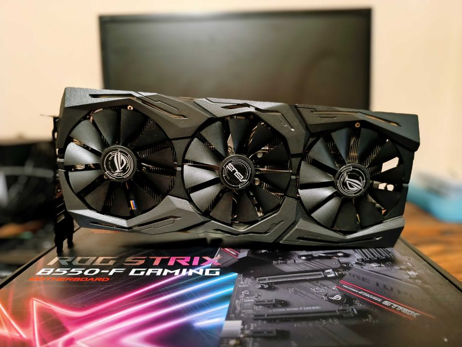 Видео карта ASUS RTX 2060 Super ROG Strix Gaming Advanced 8GB 256Bit.