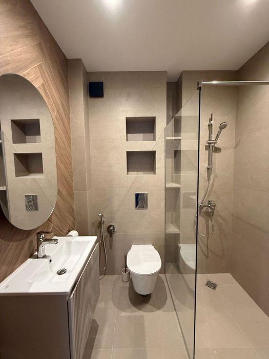 Дава се под наем Тристаен апартамент в София, Красно село - 97 кв.м за 1300 € - Снимка #9