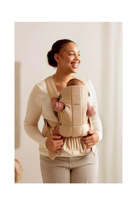 BabyBjörn Бебешка ергономична раница Mini, Cotton, Beige