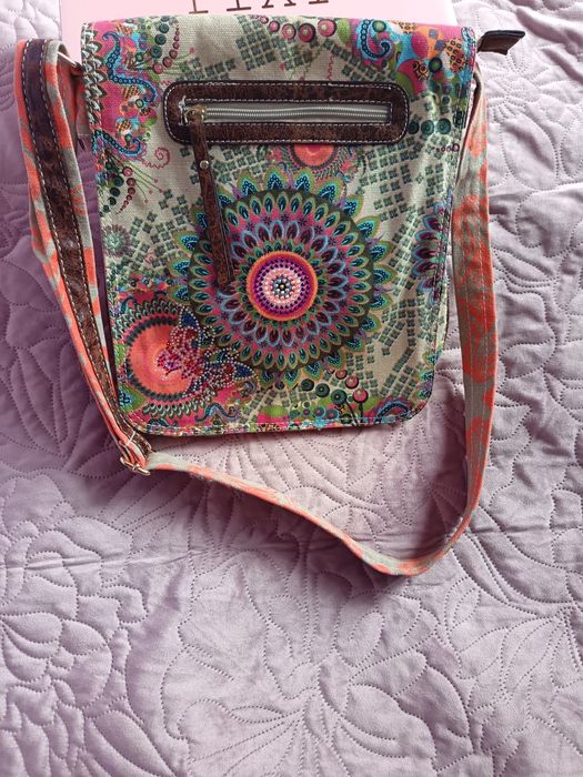 Дизайнерска дамска чанта