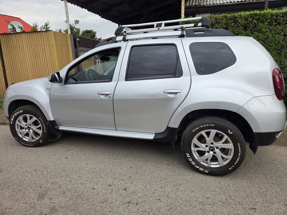 Продам рено дастера