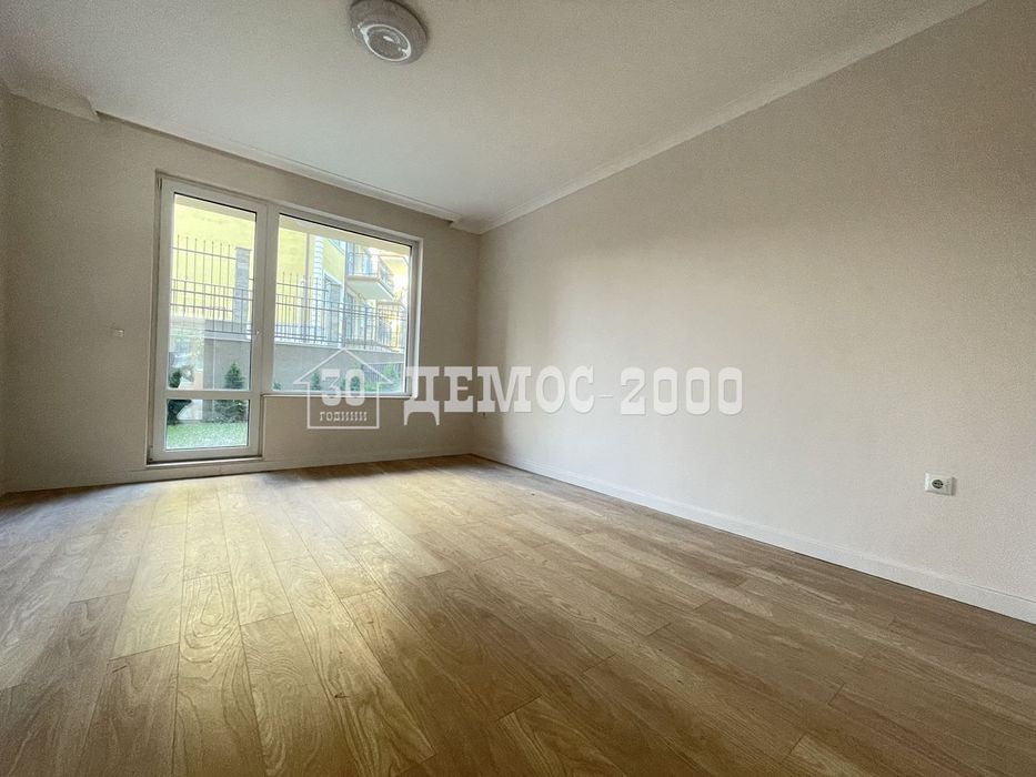 Продава се Двустаен апартамент в к.к. Св.Св. Константин и Елена - 80 кв.м за 1338 €/кв.м - Снимка #1