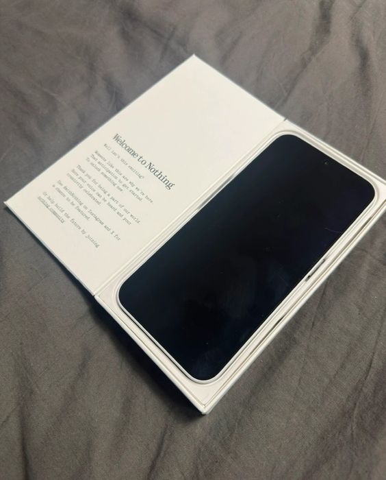 Nothing phone 2a white