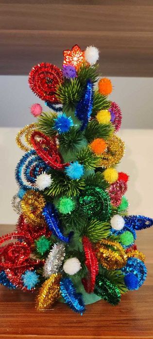 Ръчно изработени коледни елхички – уникална декорация