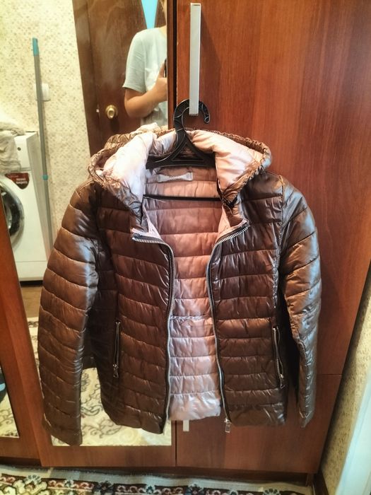 Куртка 44размер в хорошем состоянии