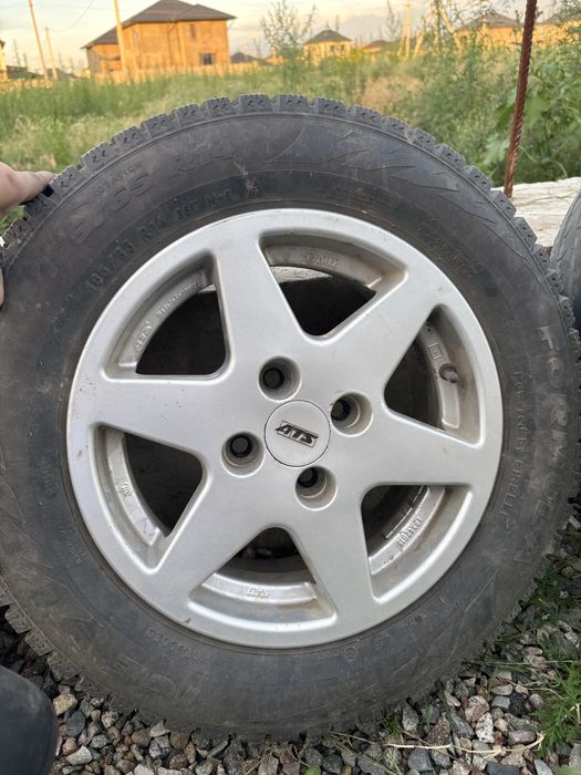 Колеса с дисками зимние 14