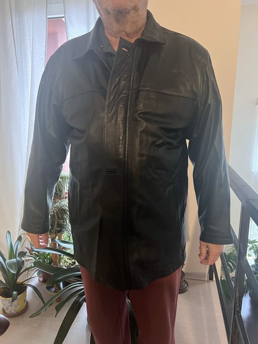 Haină bărbătească din piele
