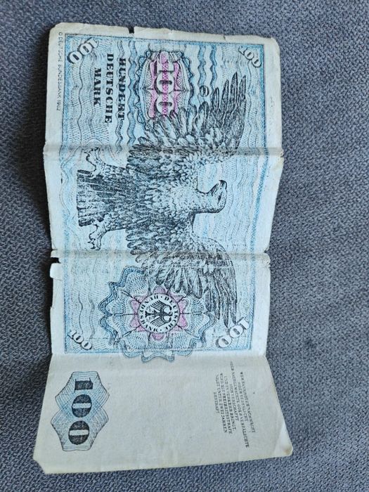 Продавам стари банкноти