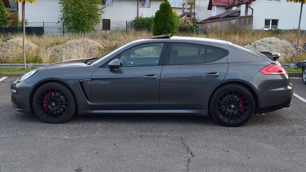 Porsche Panmera facelift 3.0D. camera .bose.trapa.far.bord piele