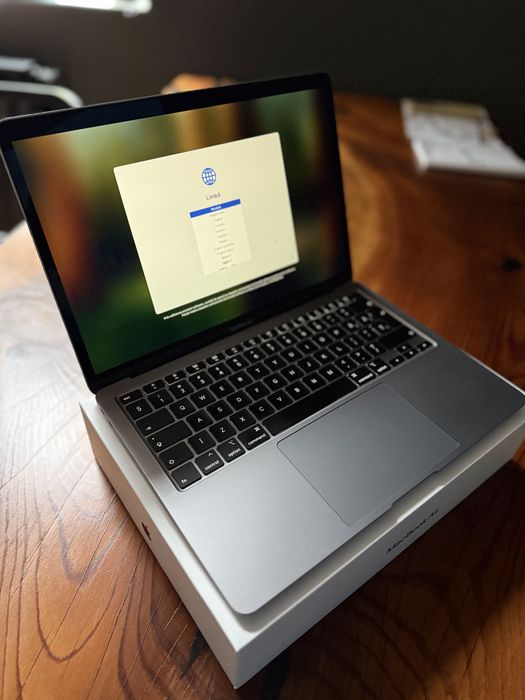 Macbook Air, 13 inch, 2020, Space Gray, 1.1 Ghz, RAM 8GB, SSD 512GB