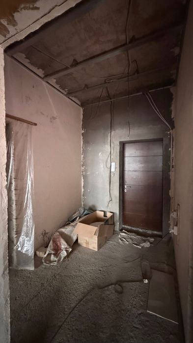 Продажа своя: Юнусабад  2/6/13  ЖК Мегаполис метро Юнусабадская