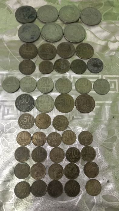 Kolleksiya tangalar sotiladi