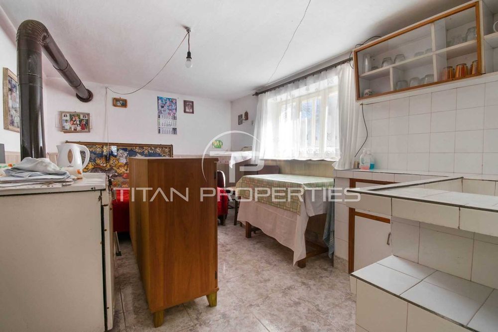 Продава се Етаж от къща в Хисаря - 105 кв.м за 1143 €/кв.м - Снимка #11