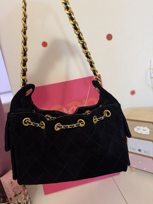 Chanel 25 Hobo Mini