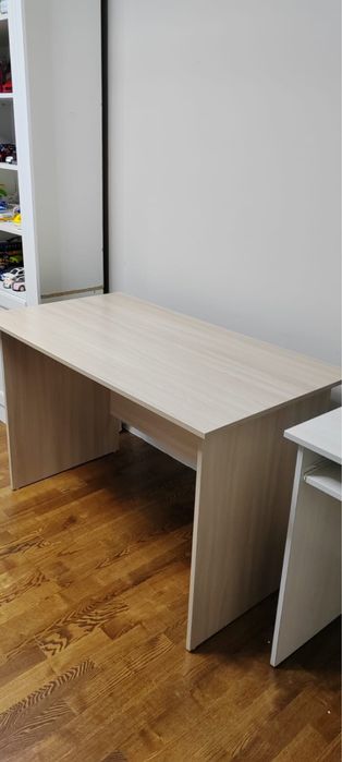 Срочно продаются столы!