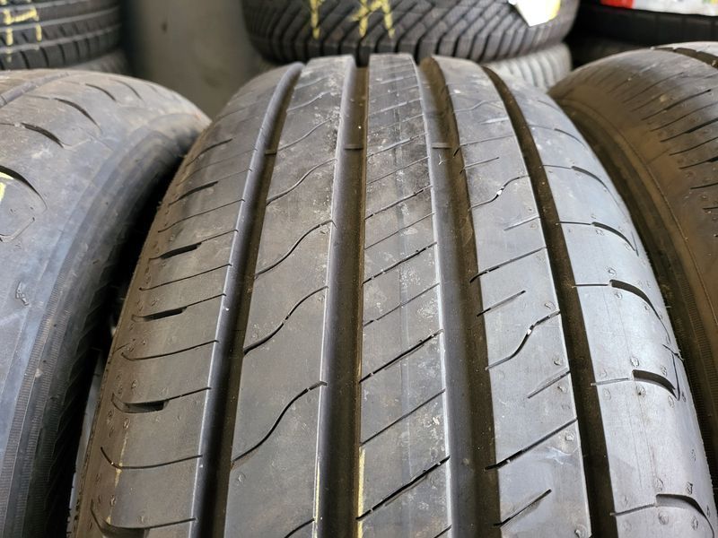 235/60/18 GOODYEAR 4бр