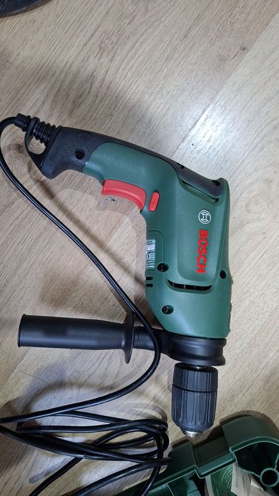 Bormașină Bosch easyimpact 600w, 3000 rpm, percuție
