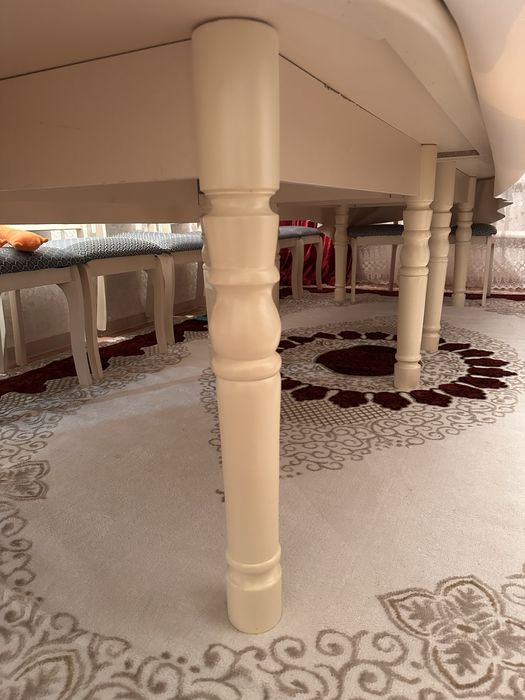 СРОЧНО продам Стол торг есть