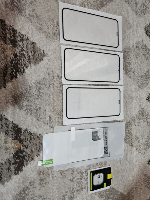 Pachet iphone 11 - încărcător+3 folii protectie ecran+1 folie spate