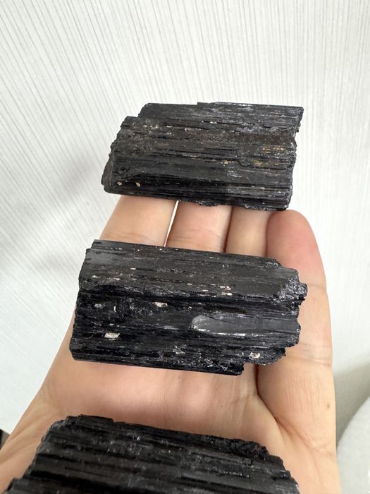 3 бр Черен Турмалина от Бразилия,Кристал,Минерал ,Черен Турмалин.