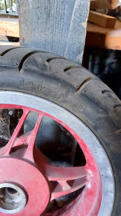 Продам колесо заднее всборе