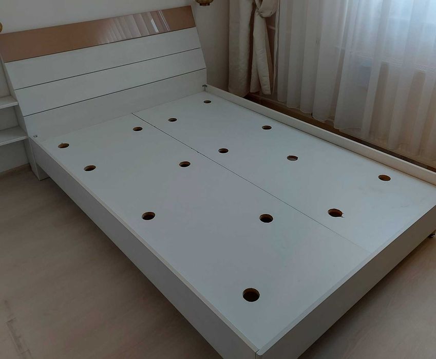 Cadru Pat de mijloc; Pat dublu cu Somiera 200x140 cm